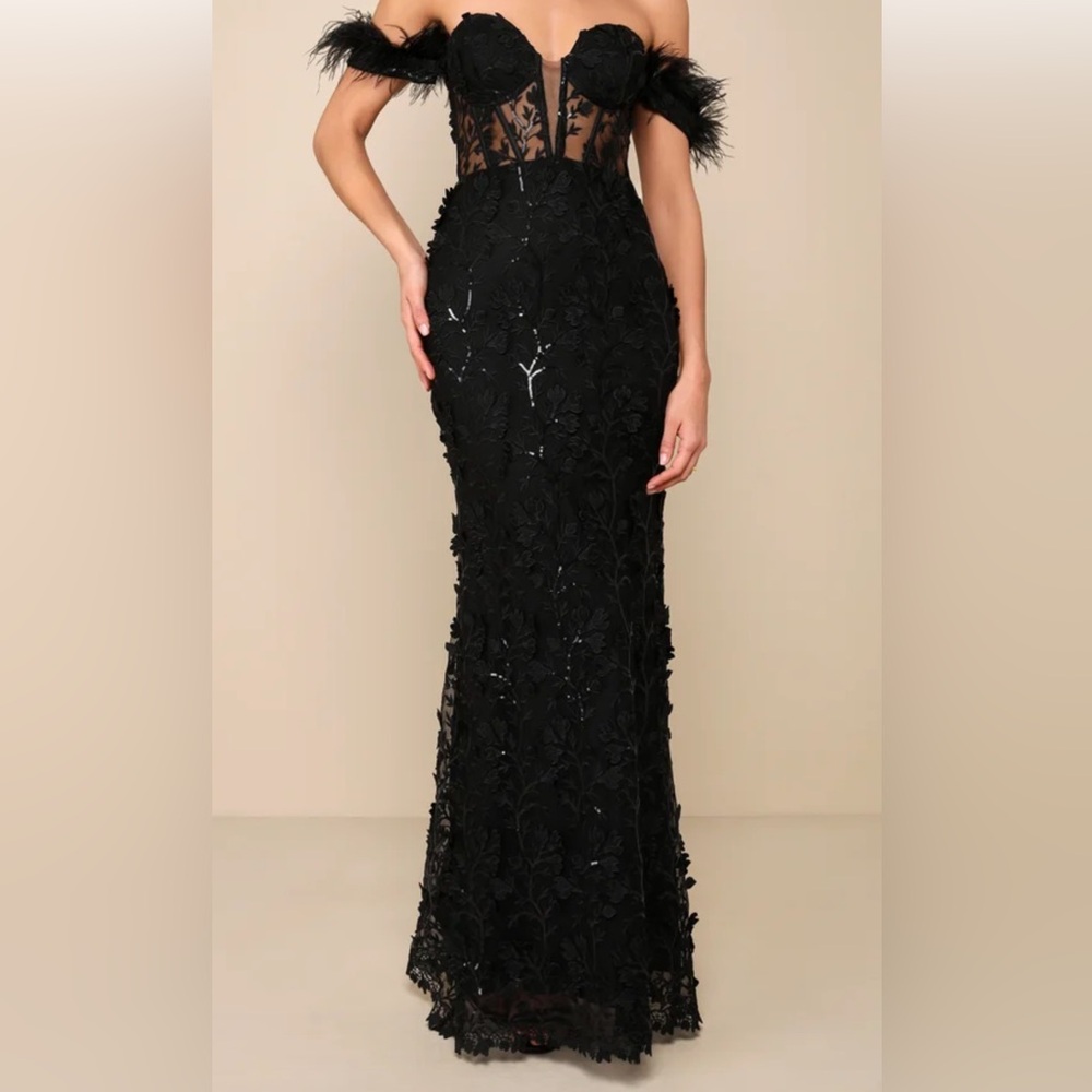 Lulu's Black Lace Off-Shoulder Maxi Dress